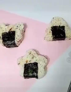 Cetakan Nasi Sushi Cetakan Nasi Bento Sushi Onigiri Anti Lengket Desain Kartun