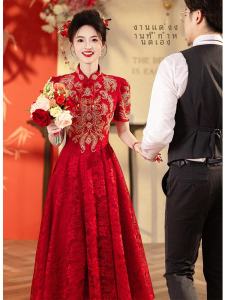 ชุดกี่เพ้าสีแดงสำหรับเจ้าสาว ชุดราตรีสุดสง่างาม ชุดกี่เพ้าจีนใหม่ ชุดกี่เพ้าสำหรับงานแต่งงาน ชุดกี่เพ้าทรงเอ ชุดกี่เพ้าคอตั้ง