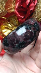 Garnet Crystal Stone Bangle 56mm   天然石榴石手镯 56mm 天然无优化处理