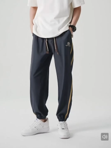 #080#L-5XL#กางเกงแฟชั่นผู้ชายงานปักมีกระเป๋าข้างทรงขาจั้มผ้าไหมน้ำแข็งมีเชือกผูกเอวยางยืดเนื้อผ้าใส่สบายใส่ได้ทุกโอกาส