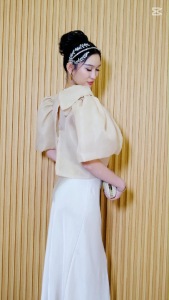 Womens Elegant Top with Big Ribbon Design in Front for Any Occasion - Shirts - Womenswear