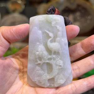 burma jadeite 💯天然缅甸翡翠玉牌 风景图 鹤🦩  牌高H: 7.2cm  宽W: 4.5cm  厚度Thick: 1cm  重Weight: 74g