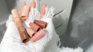 cadia🔥 HERORANGE Pena Perona Mata Empat Warna Tahan Lama Tongkat Perona Mata Mengkilap Tinggi Berkilau Tongkat Perona Mata Berkilau Mutiara Halus