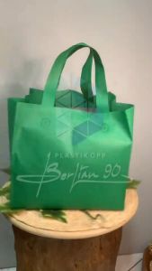 Goodie Bag Handle Box 25x25x25 Tas Spunbond Alas Kotak/Tas Belanjaan Pasar