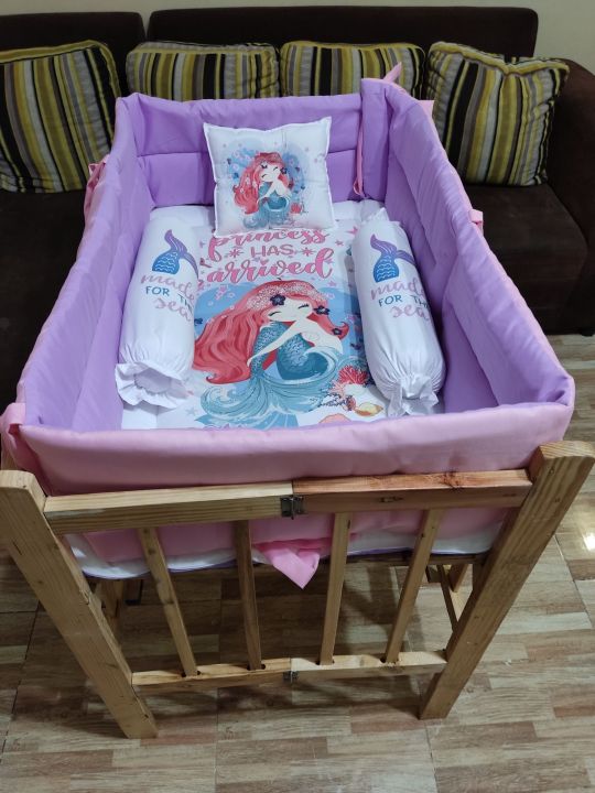 Wooden Crib Complete Set (Fixside) 22*36 Varnish Fixside Crib