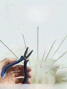 Hand Sewing Needle Remover Tool Shoe Pad Making Handcraft Essential Carbon Steel Needle Picker up Tool for Home Use