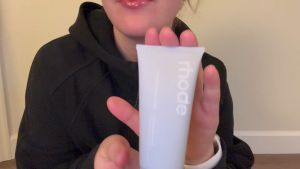 ☀️Ready Stock ☀️Rhode Barrier Restore Cream 50ml Daily Facial Moisturizer Soothes Skin Barrier Skin Care for All Skin Types