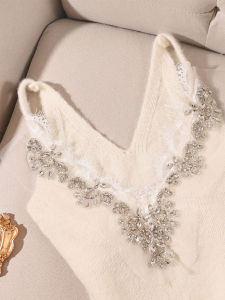 เสื้อกั๊กถักนิตติ้งสไตล์หวานและเผ็ดร้อนสำหรับผู้หญิง เสื้อเชิ้ตแขนกุดแบบลำลอง เสื้อชั้นในเซ็กซี่หรูหรา ฤดูใบไม้ผลิและฤดูร้อน