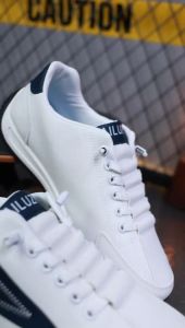 Sepatu Pria Sneakers Kasual K40 New Brand In Box Bahan Pu Leather Kualitas Import TerbaikSepatu RunningSepatu SantaiSepatu Olahraga Sport ShoesSepatu Trend Jaman Sekarang