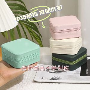 KIME กล่องเครื่องประดับ กล่องกำมะหยี่ กล่องเก็บต่างหู สร้อยคอ แหวน กล่องหนัง PU ผ้ากำมะหยี่ แบบพกพา ขนาดเล็ก พร้อมส่ง