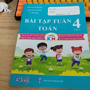 Sách - Bài Tập Tuần - Toán Lớp 4 - Tập 1 - Kết Nối (Qbooks)