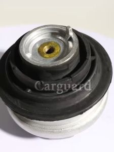 Mercedes-Benz ยางแท่น เครื่อง W204, W212, W207 แบบ 2042404217 ยี่ห้อ