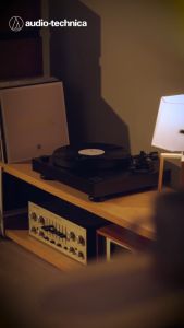 (ใช้โค้ดลดอีก10%) AUDIO TECHNICA AT-LP8X เครื่องเล่นแผ่นเสียง แบบกึ่งอัตโนมัติ Semi-Auto Direct-Drive Turntable