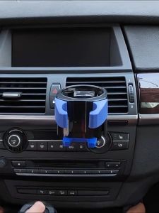 Holder Handphone & Cup Mobil: Aksesori Mobil Praktis