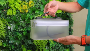 หัวฉีดชำระแบบพกพาขนาด 2.3 ลิตร สำหรับผู้หญิง/ผู้ชาย สายฉีดชำระ หัวฉีดชำระไฟฟ้าแบบชาร์จไฟได้สำหรับห้องน้ำ เดินป่าและตั้งแคมป์ หัวฉีดชำระแบบพกพา หัวฉีดชำระสำหรับฝักบัว หัวฉีดชำระสำหรับฝักบัวมุสลิม หัวฉีดชำระสำหรับรถบ้าน  อัตโนมัติแบบพกพาไฟฟ้า Bidet เหมาะกับ