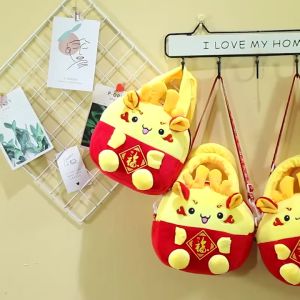 Túi xách túi đeo chéo nhồi bông hình linh vật Rồng đón năm mới may mắn dễ thương