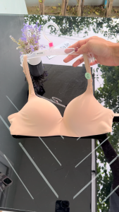 เสื้อชั้น Sabina SBXU5006 ร่างกาย Invisible Wire ประกอบด้วย SBXU5006C3 สีเนื้อเข้ม SBXU5006BK ระบบแต่งเป้าหมายเป็น Pretty Perfect