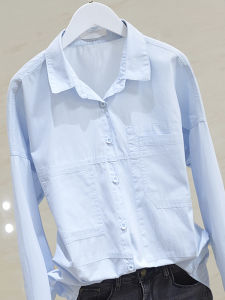 เสื้อเชิ้ตผู้หญิงคอเหลี่ยมแขนยาวทรงหลวมสไตล์เกาหลีสีน้ำเงินลายดอกไม้ฤดูใบไม้ผลิปี 2025 ทรงหลวมแบบสวมหัว