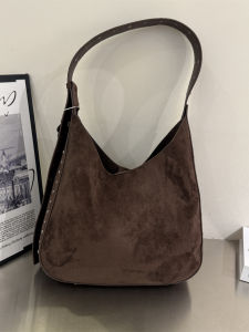 Fashionable Universal Womens Motorcycle Design Suede Leather Rivet Tot Bag Underarm Crossbody Retro Style Kinfolk Brand