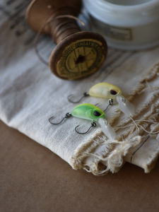 Japanese Style 2.5 Cm2g Micro Object Width Tongue Board Low Speed Slow Shake Single Hook Little Fat Mino Shallow Water Stream Rainbow Trout Lure