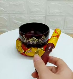 Chuông tụng kinh Janpal hoa sen đen vàng