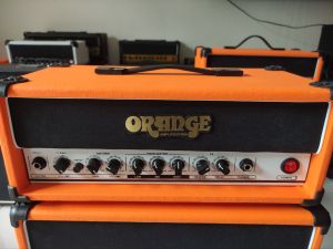 Ampli gitar 12inch untuk studio cafe sudah distorsi delay dan reverb plus bonus