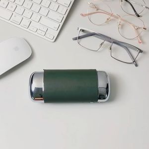 Hộp đựng kính cao cấp NQ02