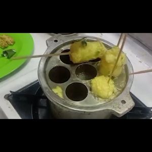 Wajan Sostel Lubang 4 100%ori Anti Lengket