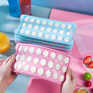 24 Grids Cat Paw Shaped Ice Cube Mold with Lid Cartoon Silicone Ice Tray Mold Small Homemade Ice Cube Tool Kitchen Accessories