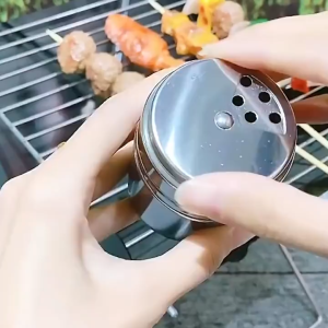 ขวดพริกไทยสแตนเลส กระปุกใส่พริกไทย กระปุกใส่เครื่องเทศสแตนเลส spice can รู 3 ขนาด ใช้งานได้สะดวก Aliz selection