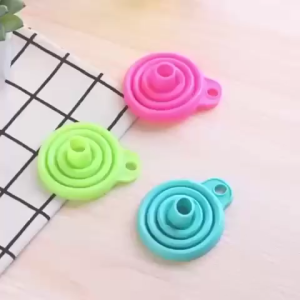 Mini Folding Silicone Retractable Funnel Foldable Fueling Long Neck Liquid Oil Filling Corong Minyak