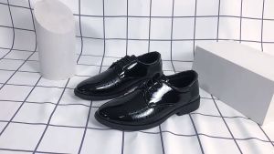 Men Formal Leather Shoes Slip on Patent Leather Mens Casual Business Shoe Office Work Shoes Pointed Toe Shoes for Men Black