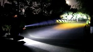 2PCS Lampu Tembak Laser LED D2 Owl 2 Warna CR7 Putih Kuning Jauh Dekat Dijamin Terang/Lampu Sorot Tembak Laser Gun Mini LED D2 Owl Mobil Motor 20Watt Tahan Air