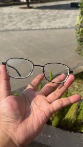 KACAMATA LENSA MINUS UNTUK RABUN JAUH PRIA DAN WANITA FREE BOX DAN LAP KACAMATA TERSEDIA DARI -0.50 S/D -4.00 - VENTI