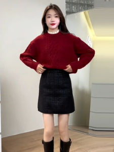 เสื้อสเวตเตอร์ถักสีแดงหนาสำหรับผู้หญิง เสื้อชั้นในฤดูใบไม้ร่วง/ฤดูหนาว 2025 เสื้อเชิ้ตผู้หญิงระดับไฮเอนด์ เสื้อคลุมกันหนาวแบบสวมหัว