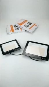 Lampu Tembak 100 Watt 200 Watt LED Sorot FloodLight Lampu Tembok untuk Panggung / Outdoor / Lampu Dinding Taman Penerangan Jalan