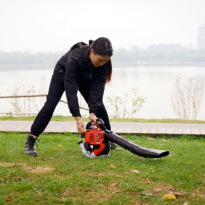 เครื่องเป่าลมเบนซิน เครื่องเป่าลม 4 จังหวะ เครื่องเป่าใบไม้ เป่าลม มือถือ เครื่องยนต์เบนซิล 4 จังหวะ 26 ซีซี 0.87KW มอเตอร์ทรงพลัง