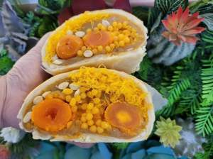 ขนมเปี๊ยะนมสดอร่อยซอย8 ไส้ทุเรียนฝอยทอง+ทองหยอดจิ๋ว+ไข่เค็ม (ขนาด500-600กรัม ไข่ 3 ลูก)