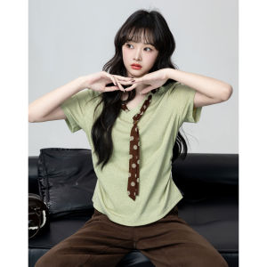 ZISUO | V-Neck T-Shirt with Asymmetric Hem and Ribbon