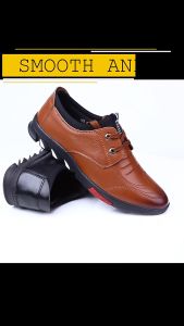 HB รองเท้าหนังผู้ชาย รองเท้าผู้ชาย รองเท้าไม่มีส้น รองเท้าคัทชูผู้ชาย PUหนัง พื้นนุ่มกันน้ำและกันลื่น สบายเท้า รองเท้าหนังลําลอง พื้นนิ่ม สวมใส่สบาย แฟชั่นนักธุรกิจ ไซส์ 39-44