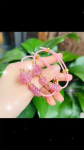 vòng tay hồ ly chúa đá thạch anh hồng tự nhiên mix túi tiền và đồng điếu thạch anh hồng vòng tay đá phong thuỷ hợp
