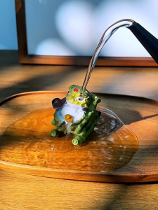 Tượng Cóc Thiềm Thừ Thưởng Trà Tượng Pet Trà Đổi Màu Độc Đáo Đồ Chơi Bàn Trà