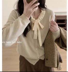 เสื้อสเวตเตอร์ถักนิตติ้งคอตตอนผ้าขนแกะผู้หญิงฤดูใบไม้ร่วง/ฤดูหนาว 2023 เสื้อคลุมเปิดไหล่ผูกโบว์ผีเสื้อสุดหวาน เสื้อชั้นในสุดเก๋