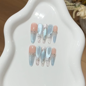 [HANDMADE] Luxury Silver Blue Cat Eyes Press On Nails Elegant Nude Pink Rhinestone Pearl Design Fake Nails Artificial Nails Cute Nails Reusable Press on nails
