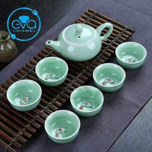 Bộ Bình Trà Men Ngọc Nhạt Gồm Ấm Và 6 Chén Trà Có Hình Cá 3D Sang Trọng