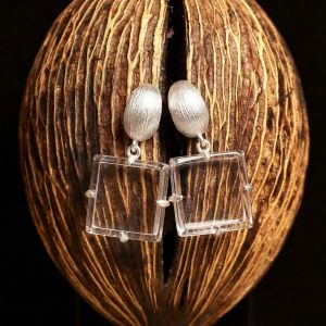 KAQI | Retro and Clear Square Earrings
