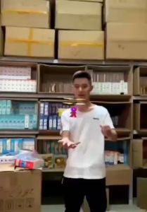 Búp bê bay Cảm Ứng Mẫu Elsa Siêu Nhân - Đôremon - Mẫu đồ chơi bay cảm ứng tay - Dễ chơi cho trẻ em