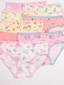 【พร้อมส่งจากกรุงเทพ】🚀กางเกงในเด็กหญิง 8 แพ็ค รูปแบบการ์ตูนน่ารัก นุ่มสบาย คุณภาพสูง 2-10 ปี
