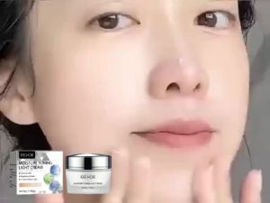 EELHOE  Krim Muka Telanjang Kecantikan Menghidrat   Menghidratkan Melembapkan Bintik-bintik Pencerahan Garis Halus Mencerahkan Menganjalkan Krim Kecantikan