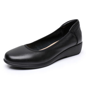 Soft Bottom Genuine Leather Flat Shoes for Women Comfortable Casual Wedge Heel Design with Rubber Sole Ideal for Middle-aged and Elderly